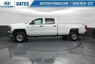 Chevrolet Silverado 3500HD 2017 4x4 Work Truck 4p Crew Cab SRW