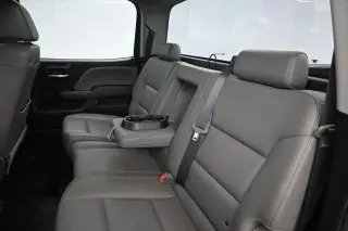 Chevrolet Silverado 2500HD 2018 4x4 Camión de trabajo 4 puertas Cabina Crew SB