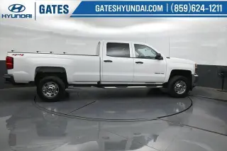 Chevrolet Silverado 2500HD 2018 4x4 Camión de trabajo 4 puertas Cabina Crew SB