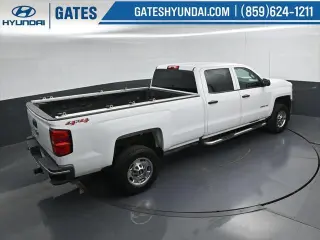 Chevrolet Silverado 2500HD 2018 4x4 Camión de trabajo 4 puertas Cabina Crew SB