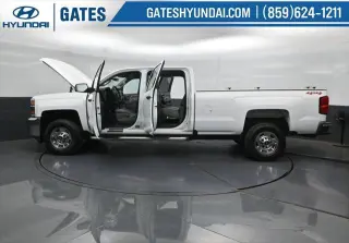 Chevrolet Silverado 2500HD 2018 4x4 Camión de trabajo 4 puertas Cabina Crew SB