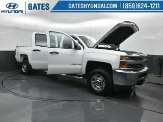 Chevrolet Silverado 2500HD 2018 4x4 Camión de trabajo 4 puertas Cabina Crew SB