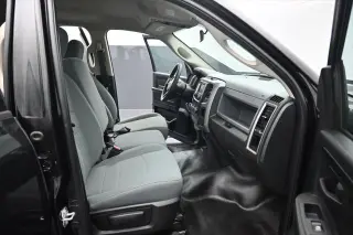 Ram 1500 2018 4x4 Tradesman 4 puertas Cabina Cuádruple 6,3 pies SB Pickup