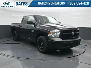 Ram 1500 2018 4x4 Tradesman 4 puertas Cabina Cuádruple 6,3 pies SB Pickup