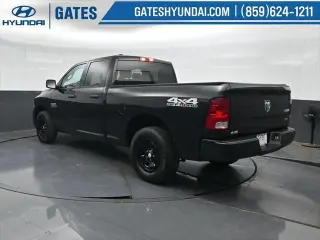 Ram 1500 2018 4x4 Tradesman 4 puertas Cabina Cuádruple 6,3 pies SB Pickup