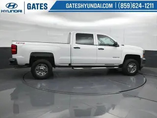 Chevrolet Silverado 2500HD 2016 4x4 Work Truck 4p Cabaína Completa SR