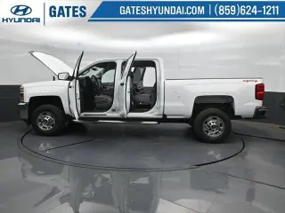 Chevrolet Silverado 2500HD 2016 4x4 Work Truck 4p Cabaína Completa SR