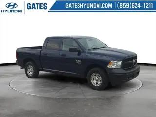 Ram 1500 Classic 2019 4x4 Tradesman 4p Camioneta Cabina Extendida 5.5 pies ST