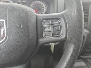 Ram 1500 Classic 2019 4x4 Tradesman 4p Camioneta Cabina Extendida 5.5 pies ST