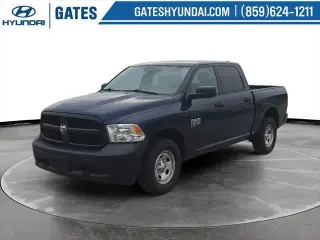 Ram 1500 Classic 2019 4x4 Tradesman 4p Camioneta Cabina Extendida 5.5 pies ST