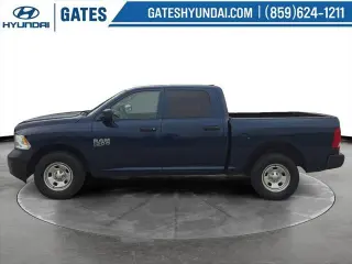 Ram 1500 Classic 2019 4x4 Tradesman 4p Camioneta Cabina Extendida 5.5 pies ST