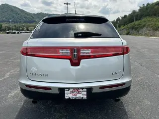 Lincoln MKT 2019 AWD Reserve 4dr Crossover