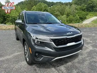 Kia Seltos 2023 AWD S 4p SUV