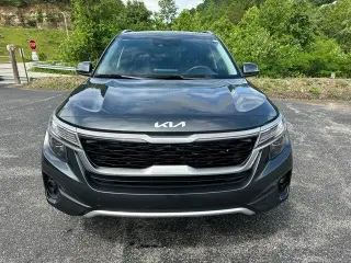 Kia Seltos 2023 AWD S 4p SUV