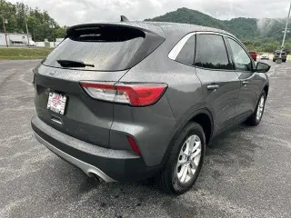 Ford Escape 2022 AWD SE 4p SUV