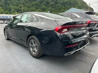 Kia K5 2022 LXS 4p Sedan