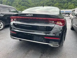 Kia K5 2022 LXS 4p Sedan