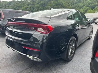 Kia K5 2022 LXS 4p Sedan