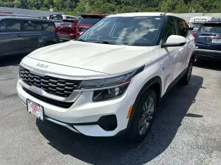 Kia Seltos 2023 AWD LX 4p SUV