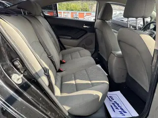 Kia Forte 2016 LX 4dr Sedan 6A