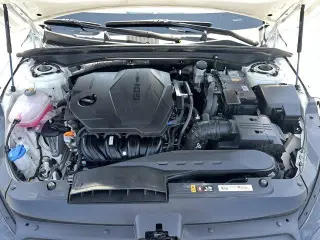 Kia K5 2025 GT-Line 4p Sedan