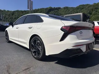 Kia K5 2025 GT-Line 4p Sedan
