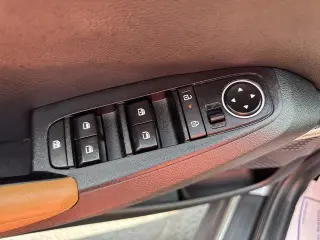 Kia Seltos 2024 AWD SX 4p SUV