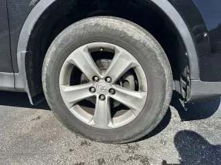 Toyota RAV4 2013 AWD XLE 4p SUV