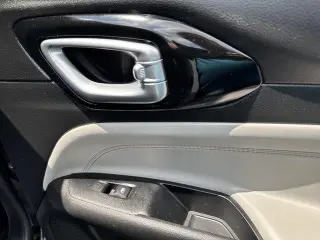 Jeep Compass 2022 4x4 Limited SUV de 4 puertas