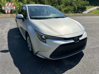 Toyota Corolla 2025 LE Sedán de 4 puertas