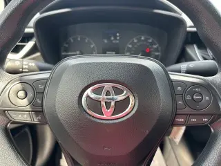 Toyota Corolla 2024 LE Sedán de 4 puertas