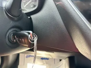Toyota Corolla 2024 LE Sedán de 4 puertas
