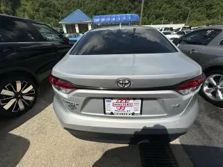 Toyota Corolla 2024 LE Sedán de 4 puertas