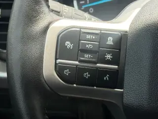 Ford Expedition 2024 4x2 XLT 4dr SUV