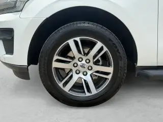 Ford Expedition 2024 4x2 XLT 4dr SUV