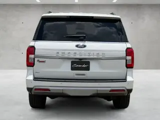 Ford Expedition 2024 4x2 XLT 4dr SUV
