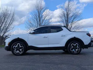 Hyundai SANTA CRUZ 2023 AWD Limited 4 puertas Cabina Doble batea de 4.3 pies