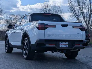Hyundai SANTA CRUZ 2023 AWD Limited 4 puertas Cabina Doble batea de 4.3 pies