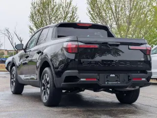 Hyundai SANTA CRUZ 2026 AWD SE Cabina Doble de 4 puertas y caja corta de 4.3 pies