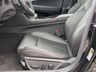 Sedán de 4 puertas Genesis G70 2026 AWD 2.5T Standard