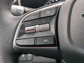 Sedán de 4 puertas Genesis G70 2026 AWD 2.5T Standard