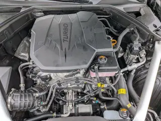 Sedán de 4 puertas Genesis G70 2026 AWD 2.5T Standard