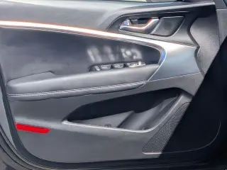 Genesis G70 2026 AWD 2.5T Standard Sedán de 4 puertas
