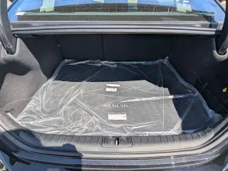 Genesis G70 2026 AWD 2.5T Standard Sedán de 4 puertas