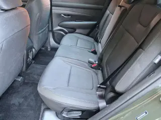 Hyundai TUCSON 2025 AWD SE 4p SUV