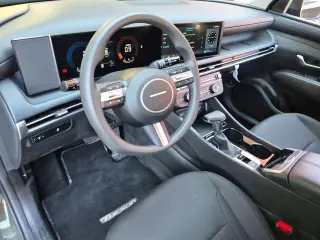 Hyundai TUCSON 2025 AWD SE 4p SUV