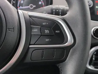 FIAT 500X 2022 AWD Trekking Crossover de 4 puertas