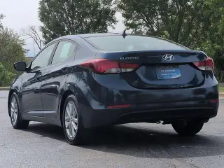Hyundai ELANTRA 2015 SE 4p Sedan 6M