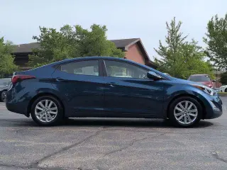 Hyundai ELANTRA 2015 SE 4p Sedan 6M