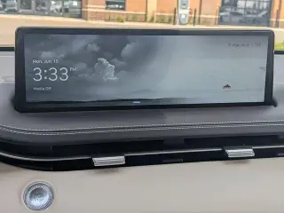 Genesis GV70 2023 AWD 3.5T Sport 4p SUV